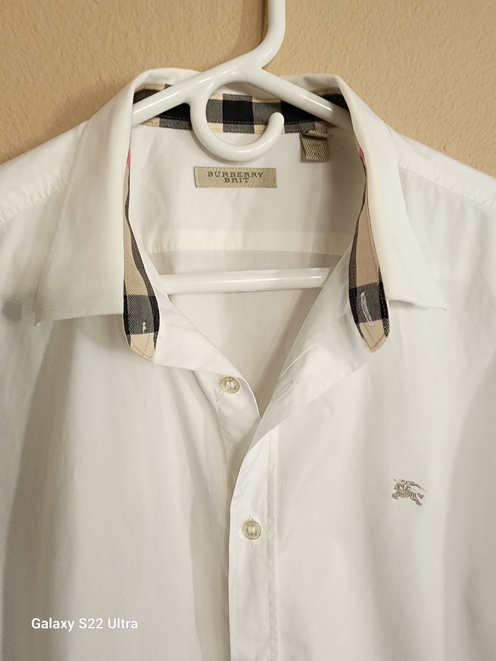 Burberry White Men's Dress Shirt with Beige Check Collar Detail